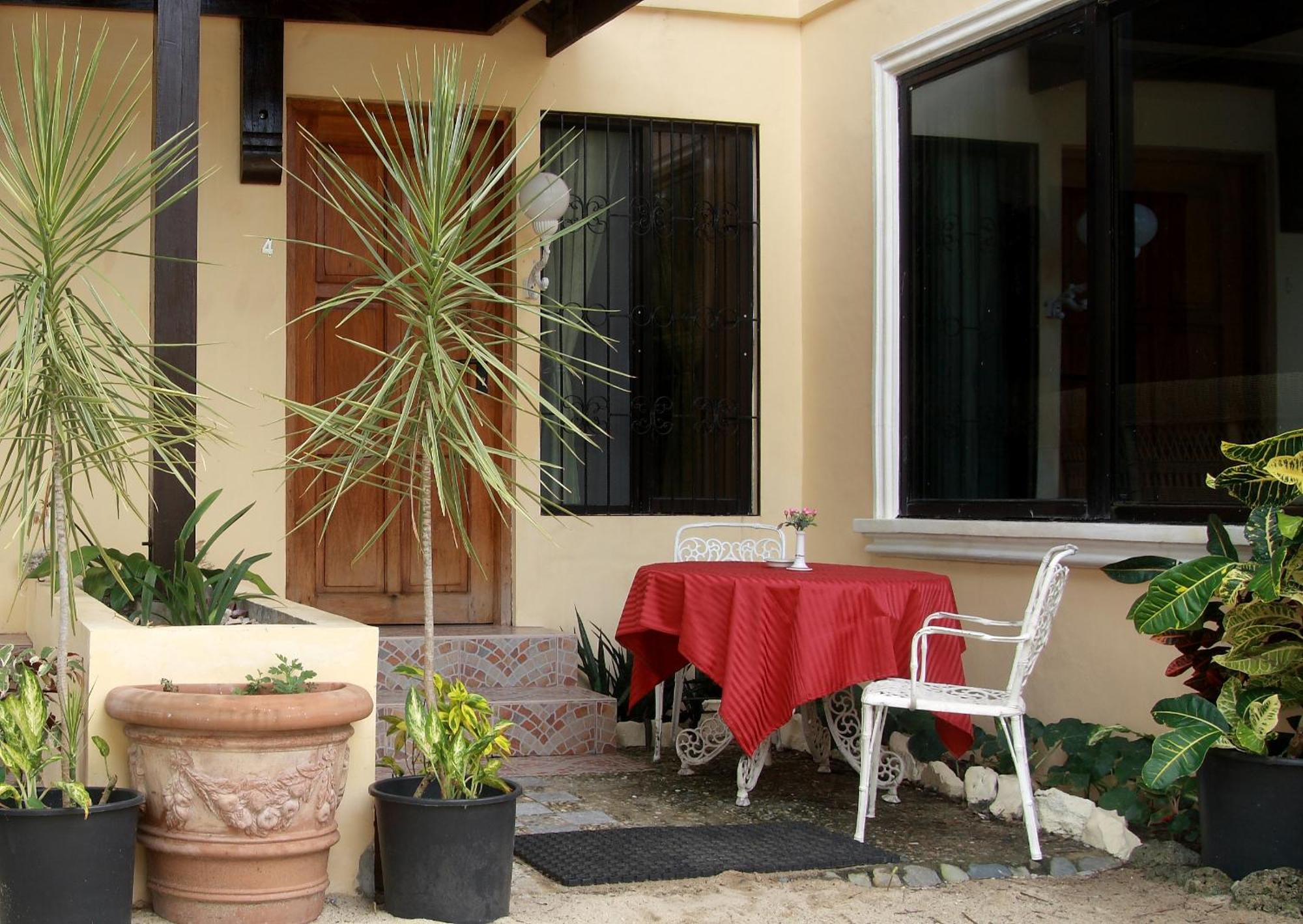 Le Palme Beach Resort Pandan Екстериор снимка